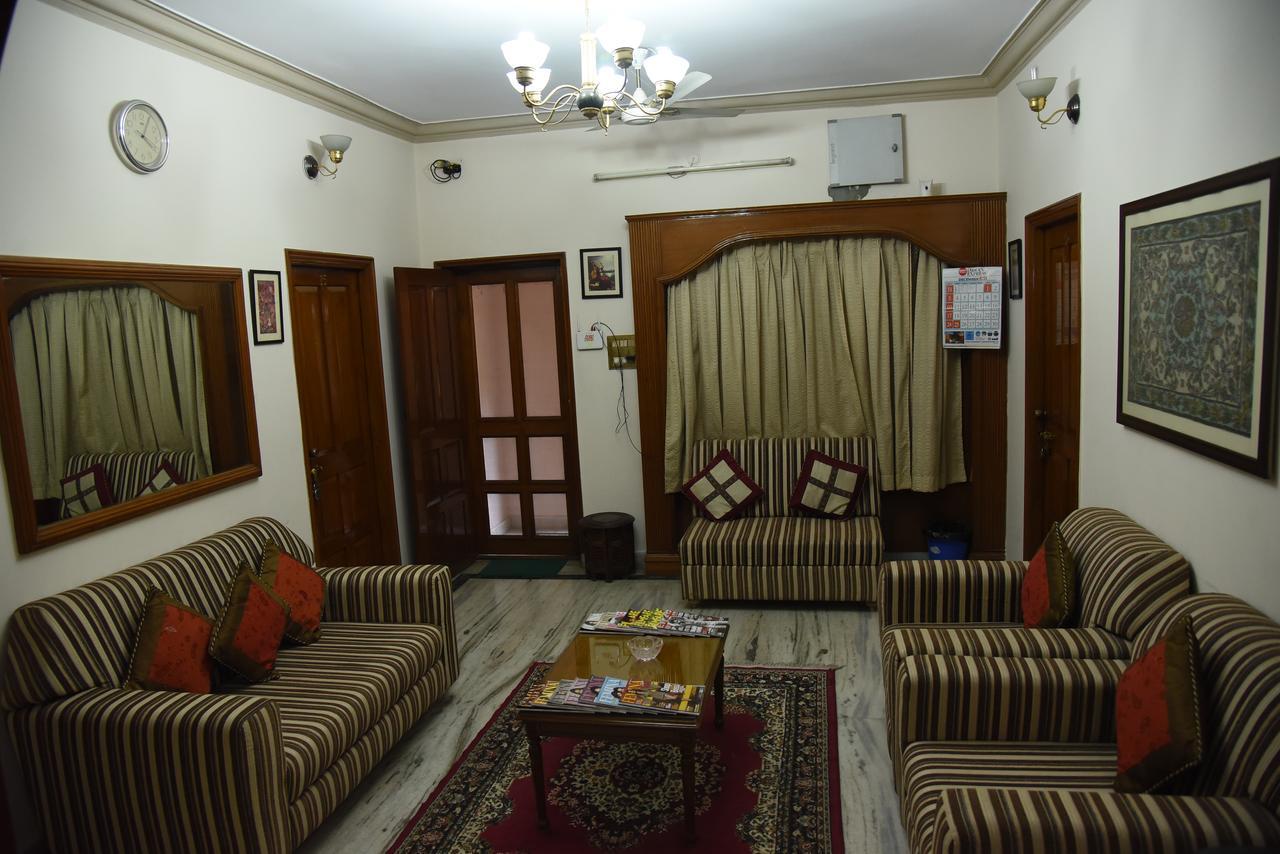 Отель Anjani Mansion Хайдарабад Экстерьер фото